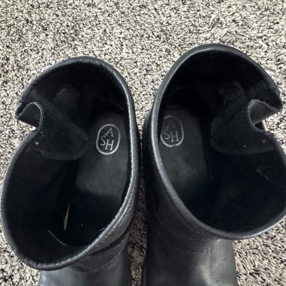 Black leather booties size 38 - Picture 4 of 5